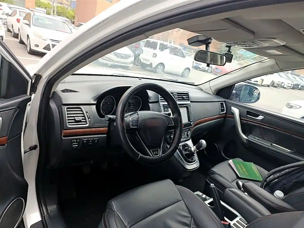 Haval H6 2015 Sport Edition 1.5T Manual 2WD Elite фото 10
