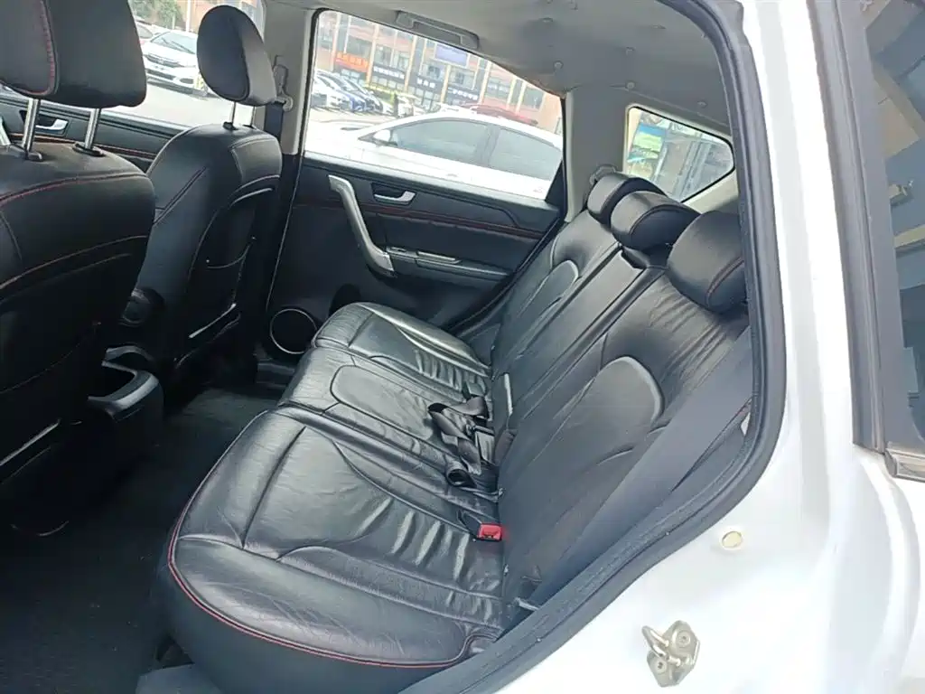 Haval H6 2015 Sport Edition 1.5T Manual 2WD Elite фото 17
