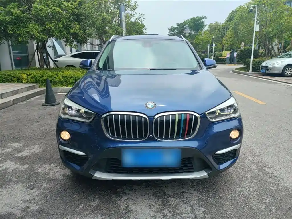 BMW X1 2019 sDrive18Li Premium Model фото 3