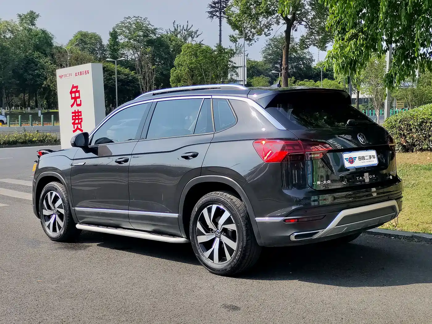 Volkswagen Tayron 2021 330TSI 2WD 3rd Anniversary Limited Edition фото 4