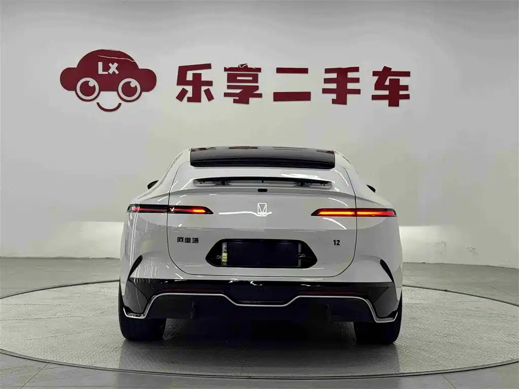 Avatr 12 2025 Ultra Pure Electric AWD фото 4