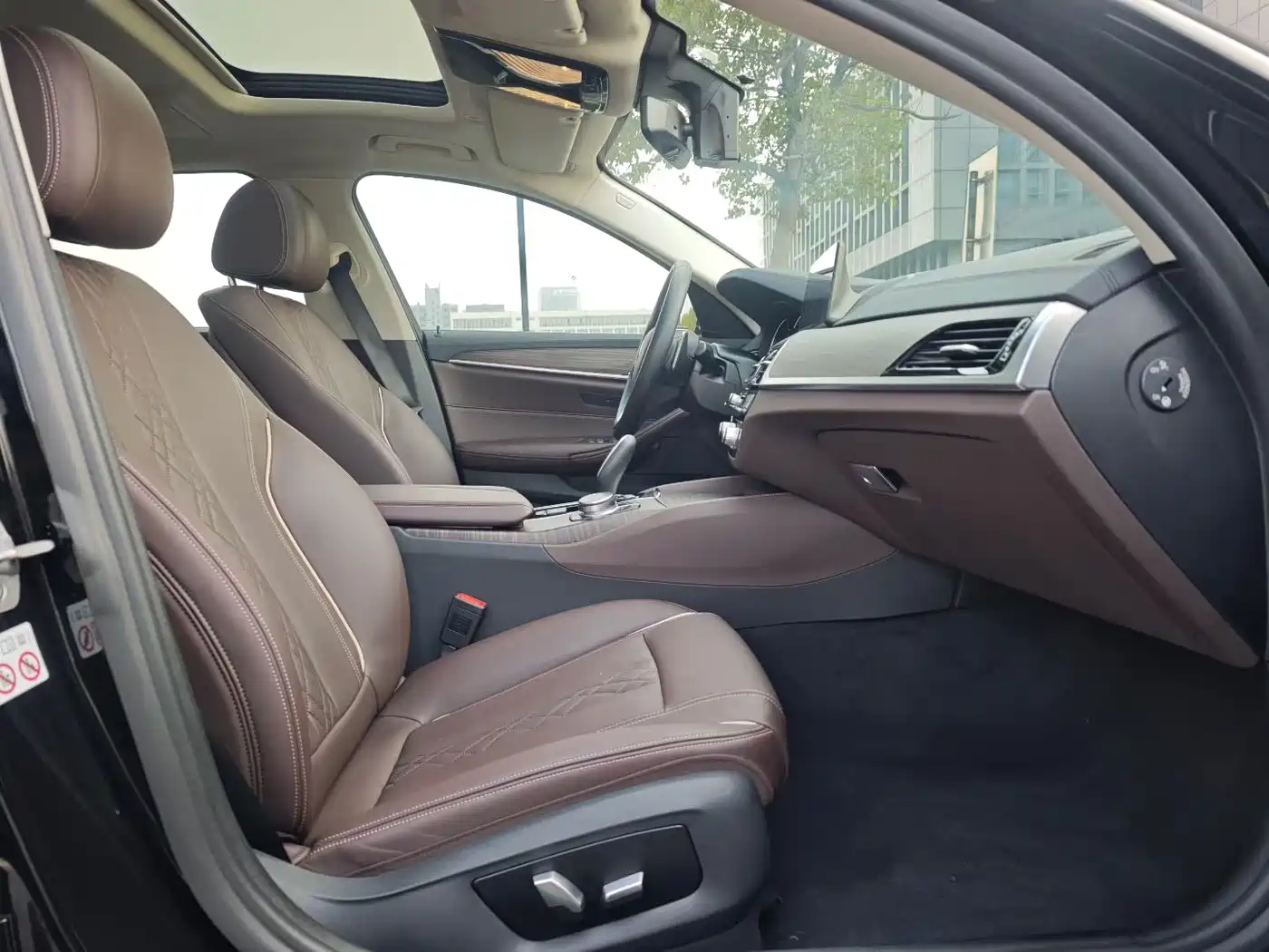 BMW 5 Series 2018 Facelift 530Li xDrive Luxury Package фото 8