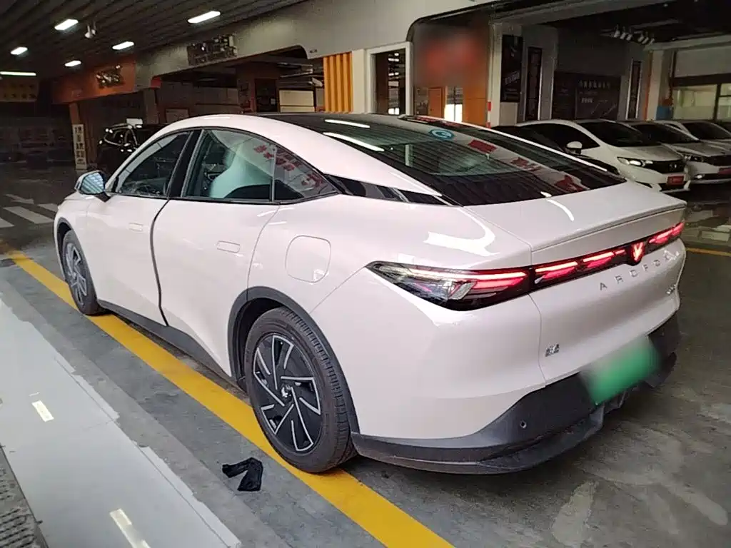 ARCFOX Alpha S5 2025 2024 560PRO 185kW