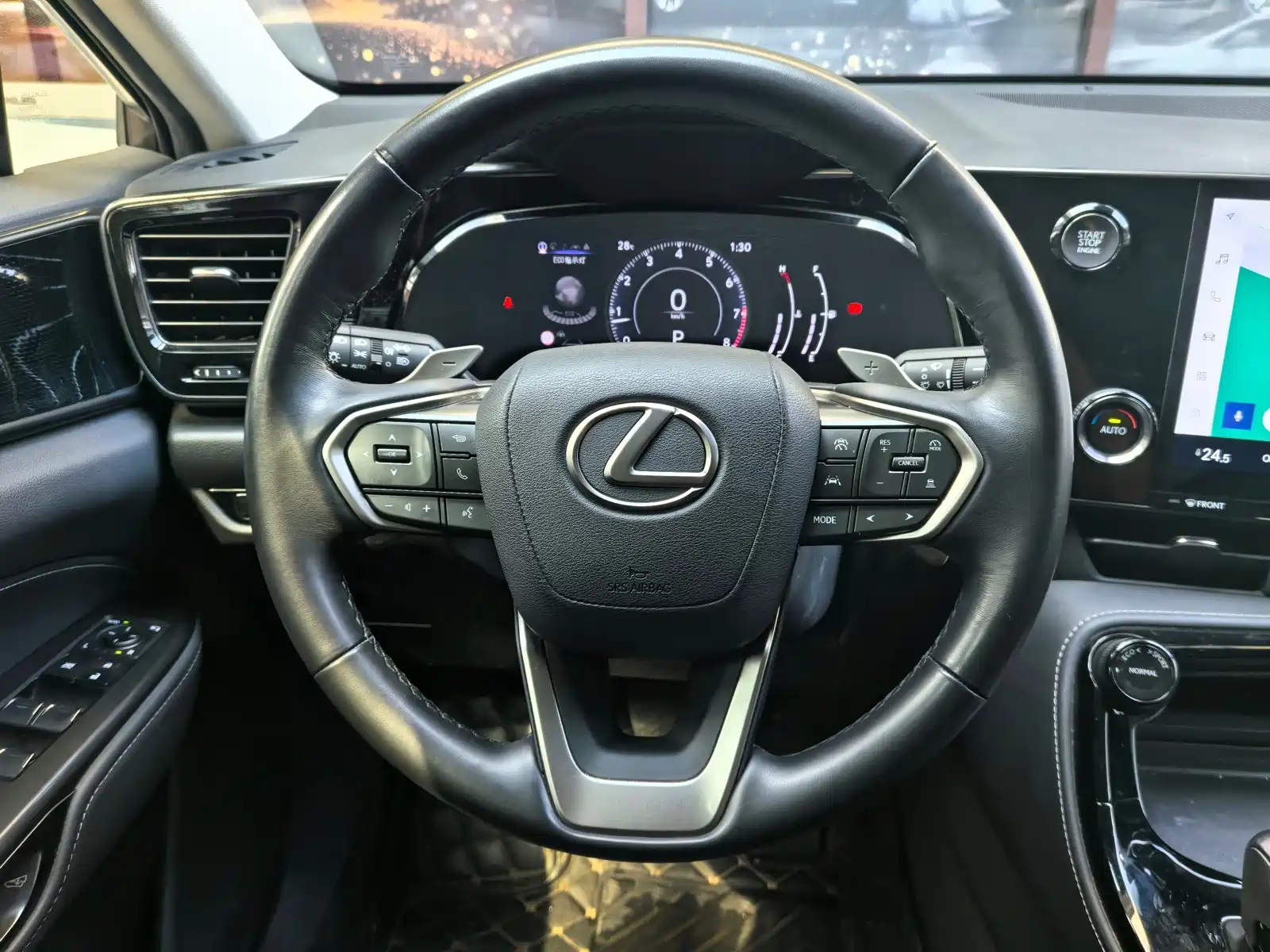 Фото 6 - Lexus NX