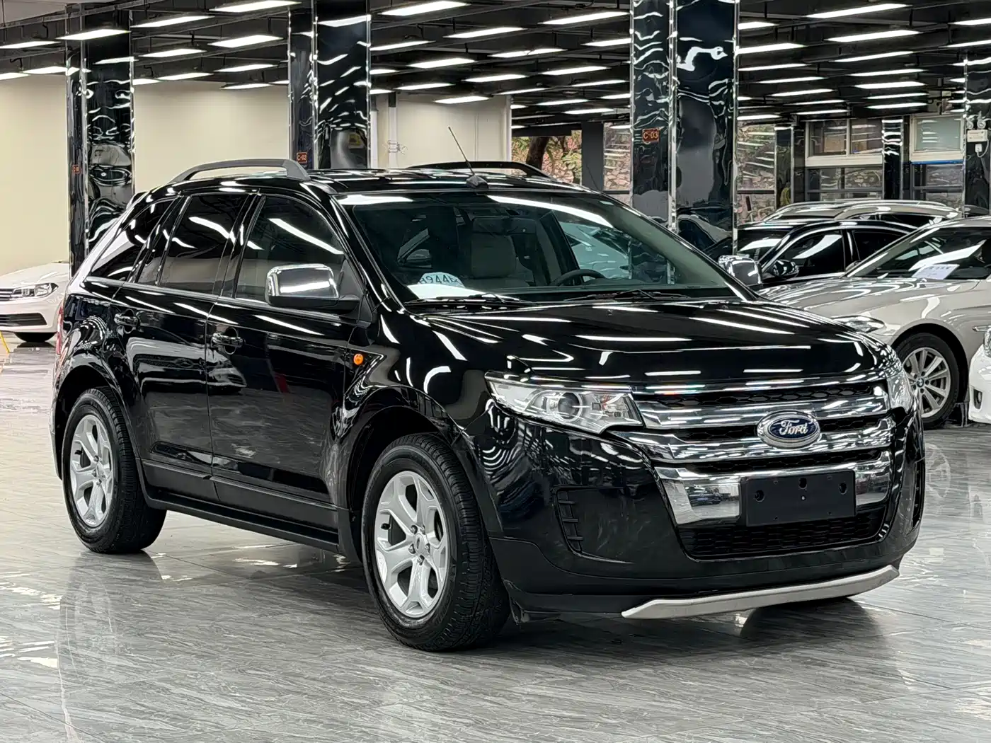 Ford Edge (Import) 2012 2.0T Elite фото 3