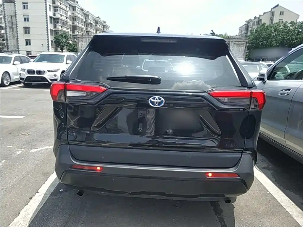 Toyota RAV4 Rongfang 2021 Hybrid 2.5L E-CVT AWD Elite PLUS Edition фото 6