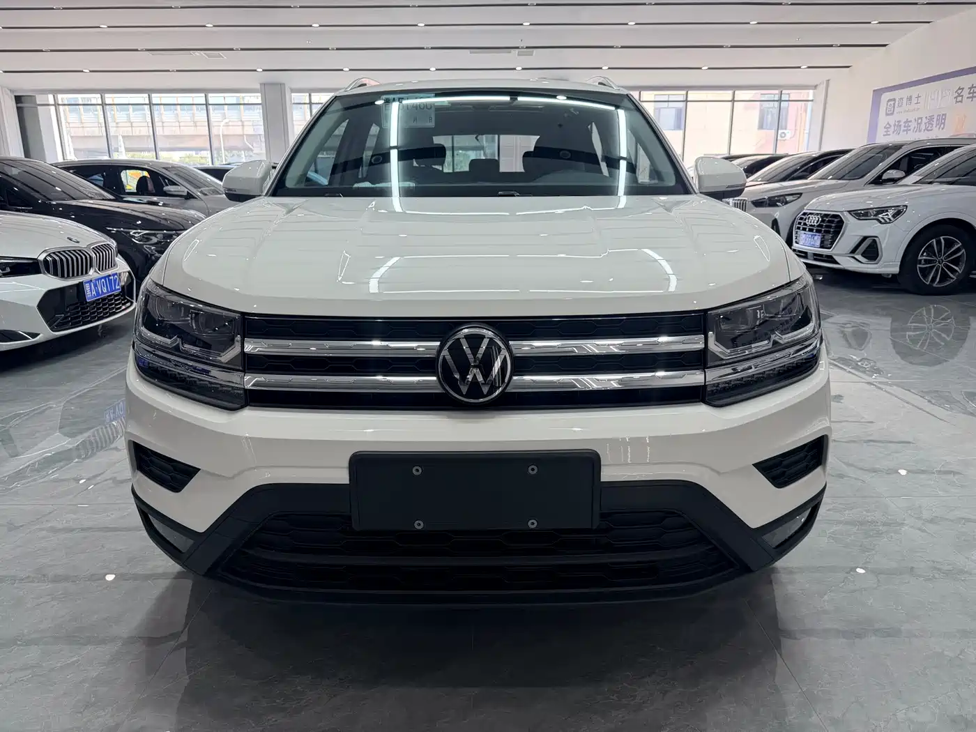 Volkswagen Tharu, миниатюра 2