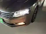 Фото 24 - Volkswagen Passat