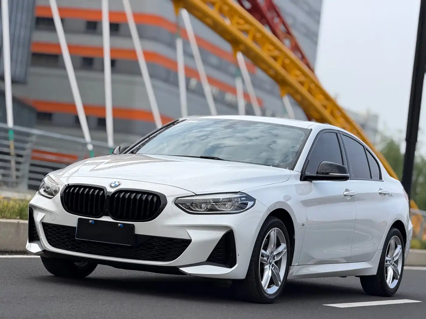 BMW 1-SERIES 2024