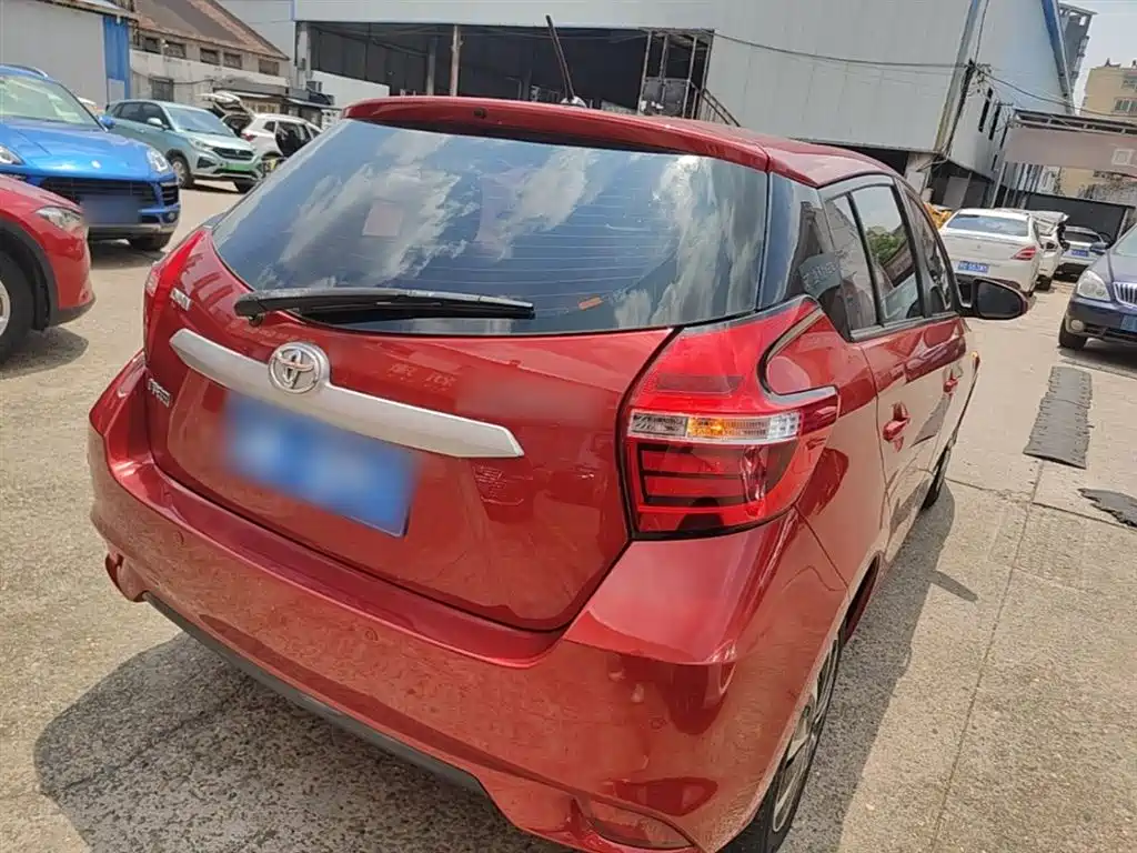 Toyota YARiS L Zhi Xuan 2016 Facelift 1.5E CVT Charming Edition фото 7