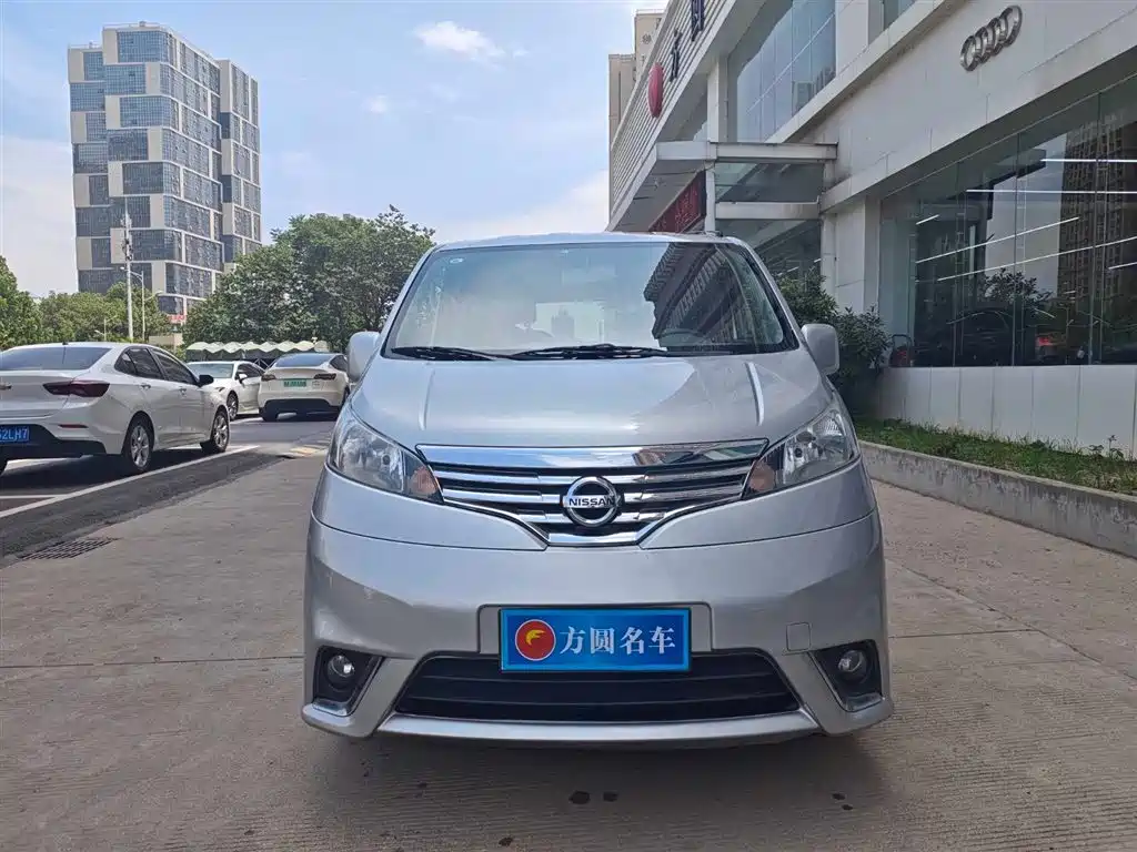 Nissan NV200 2019 2018 1.6L CVT Luxury Model