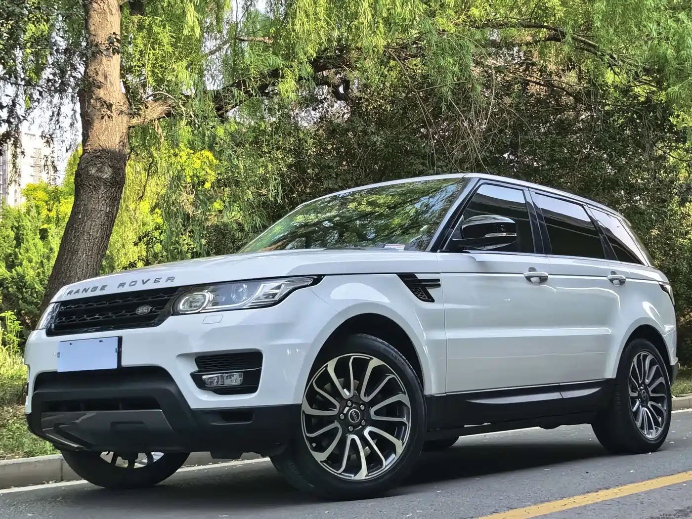 Land Rover Range Rover Sport 2016 Model 3.0 SC V6 HSE DYNAMIC