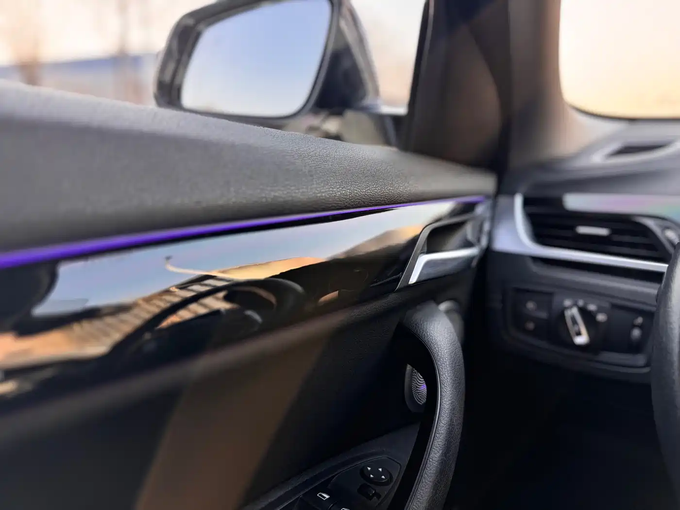 BMW X2 (Import) 2019 sDrive20i M Off-Road Package China VI фото 15