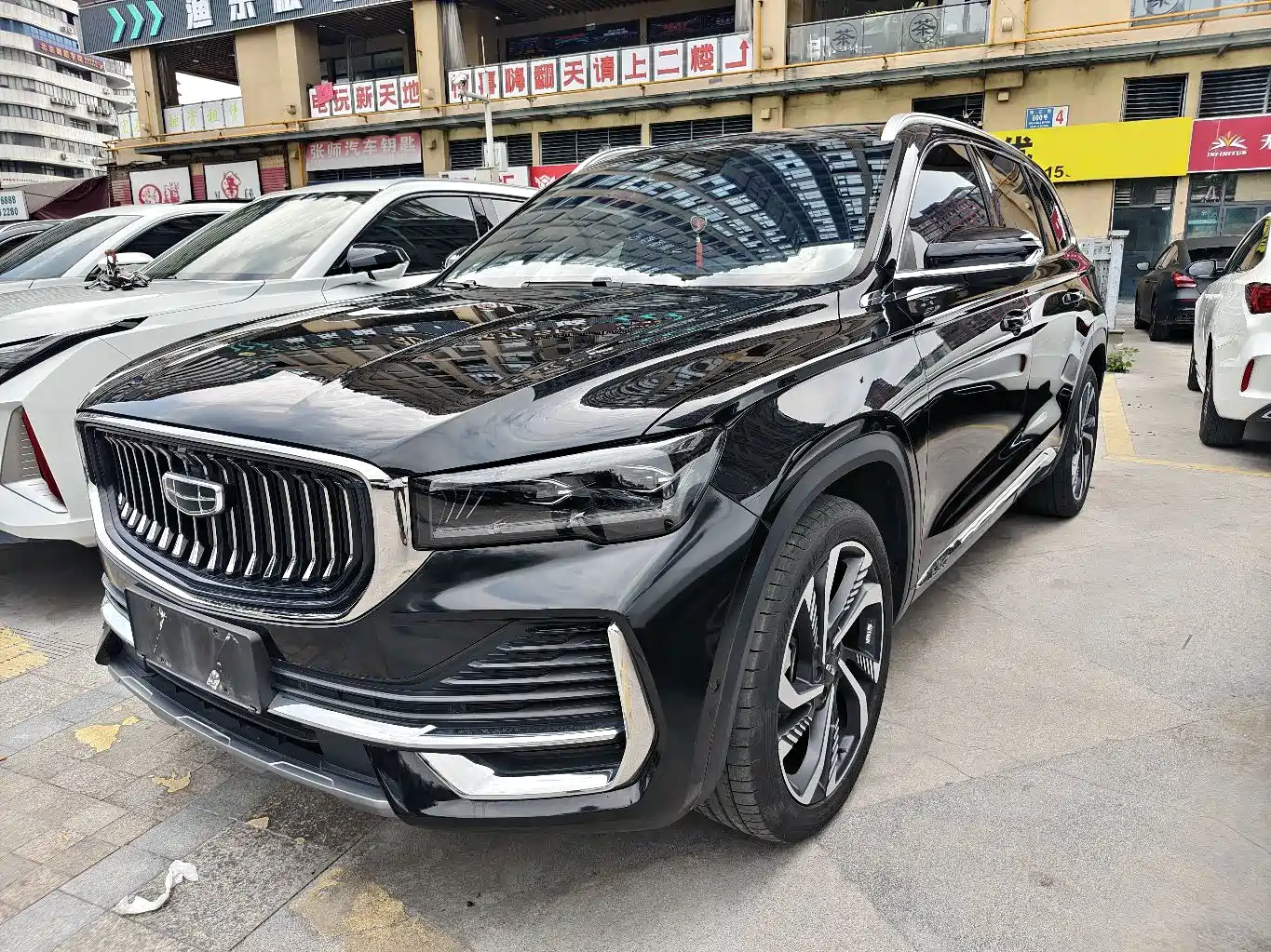 Photo 1 - Geely Monjaro