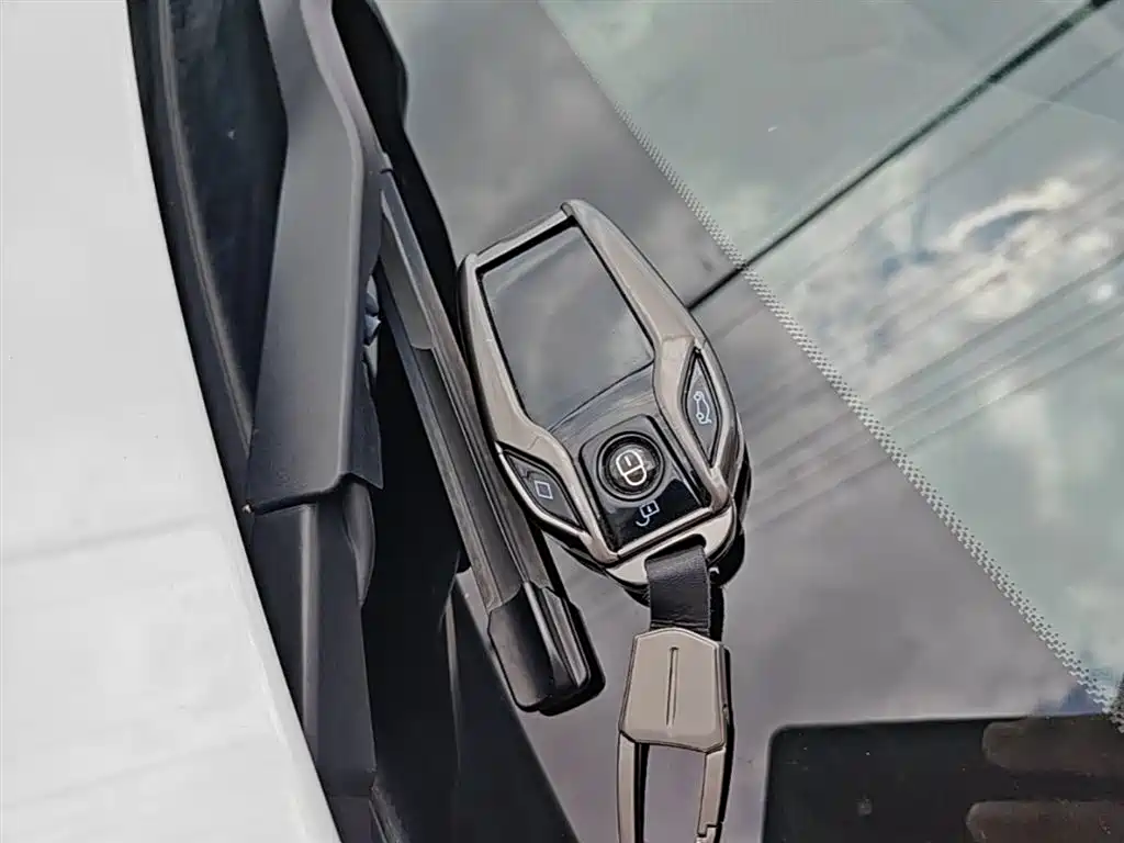 BMW i3 2023 eDrive 40 L Shadowline Package фото 9