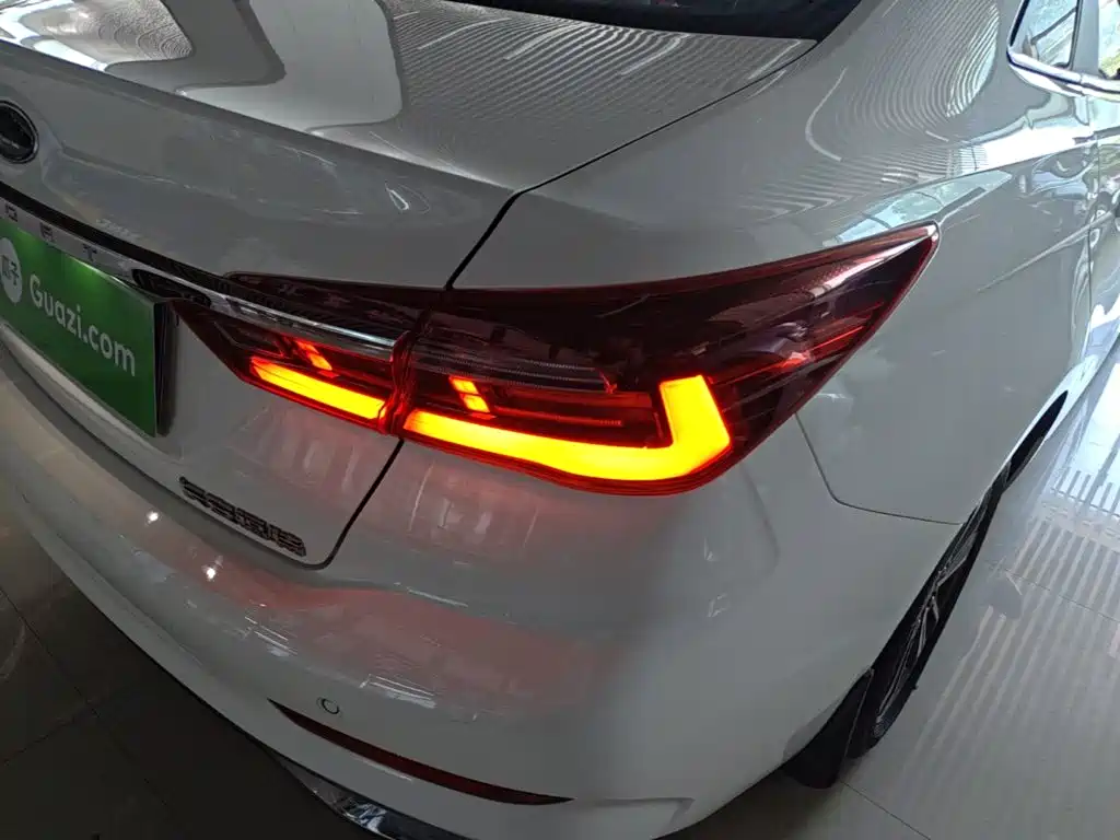 Ford Escort 2022 2021 1.5L Automatic Diamond Edition