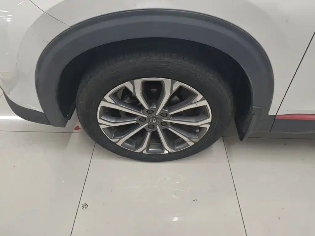 Changan CS85 COUPE 2021 2021 1.5T DCT Luxury