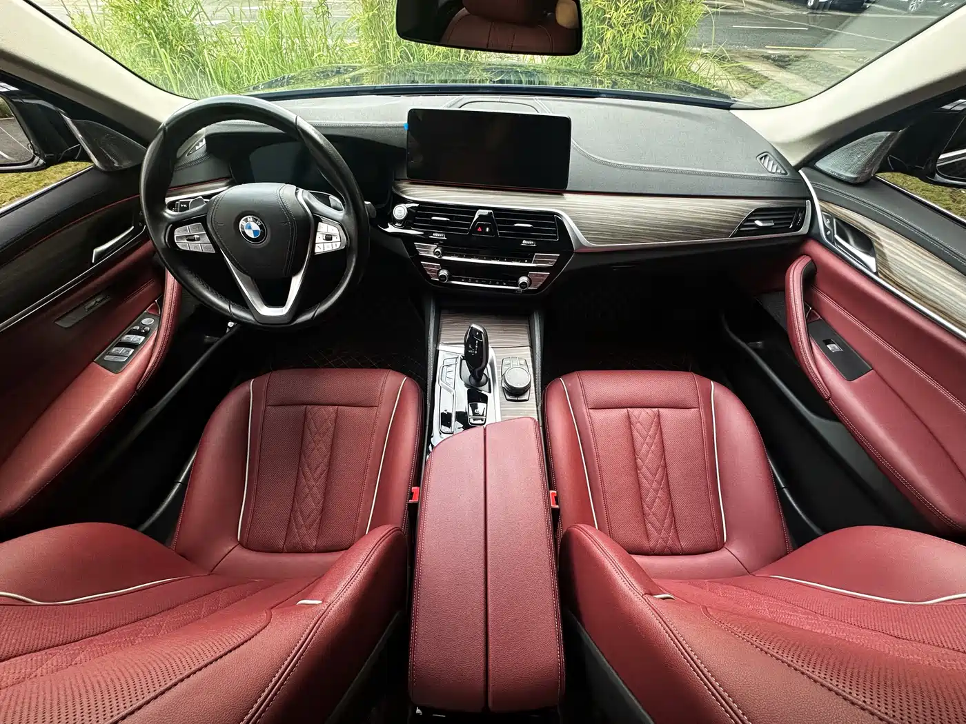 BMW 5 Series 2023 530Li Leading Luxury Package фото 7