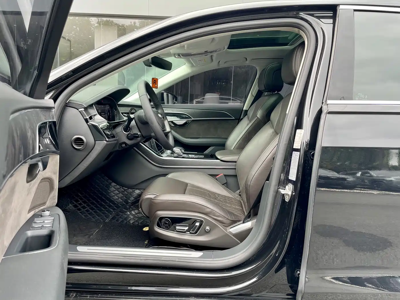 Audi A8 2019 Plus A8L 50 TFSI quattro Comfort фото 4