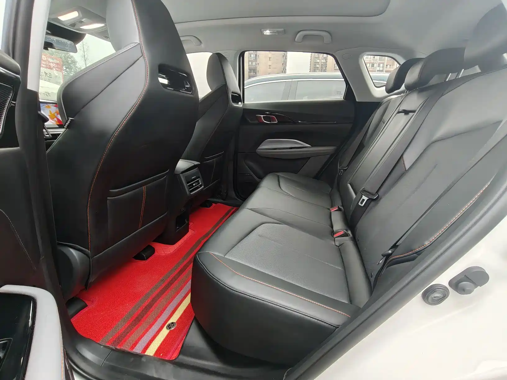 Photo 9 - Changan Oshan Z6