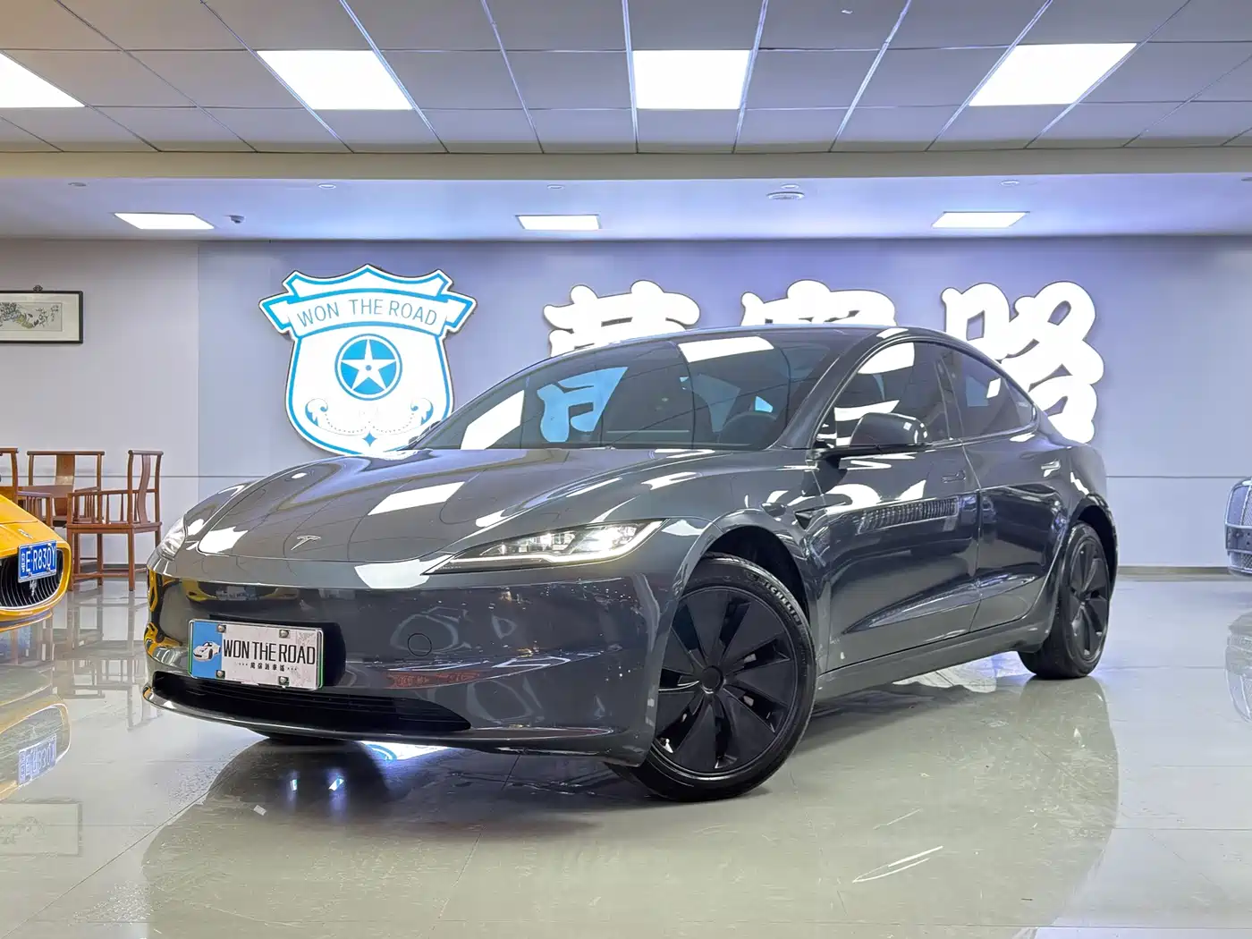 Tesla Model 3 2023