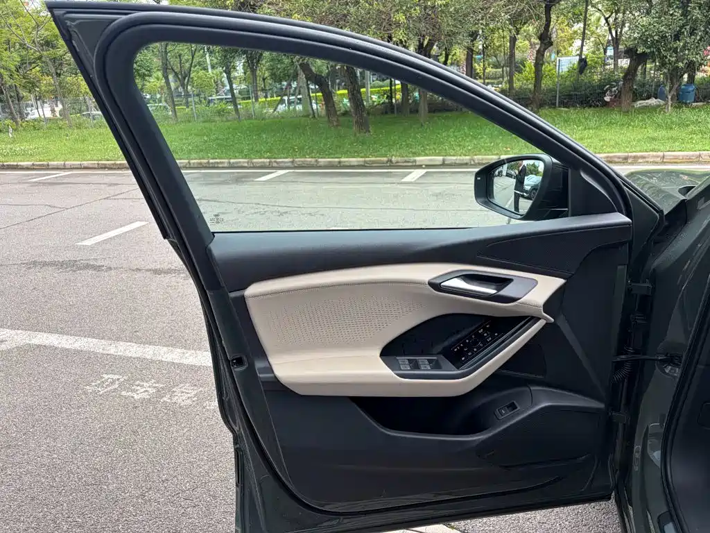 Audi Q6L e-tron 2025 2025 Model Pioneer Edition