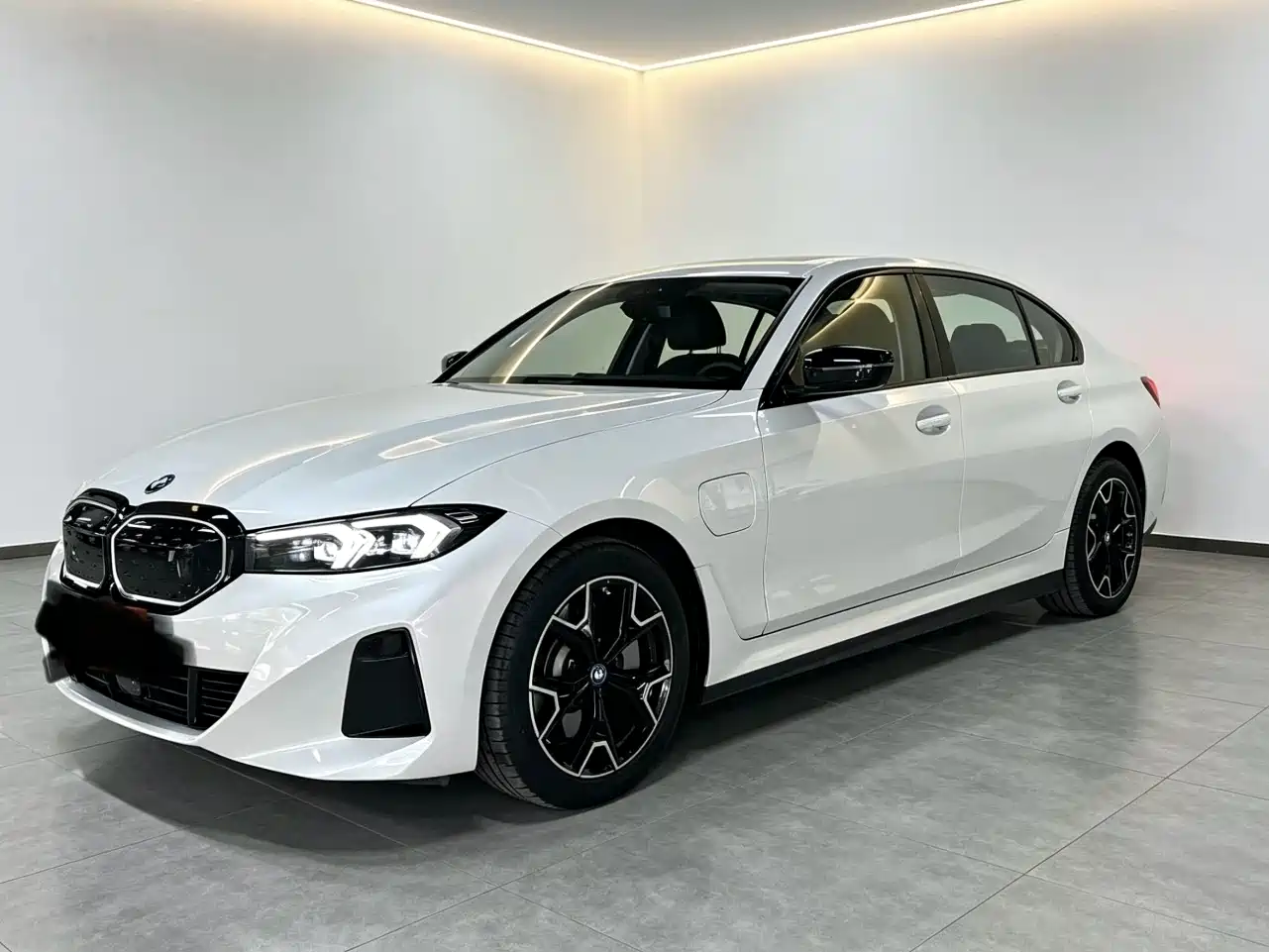 BMW i3 2025 eDrive 35 L
