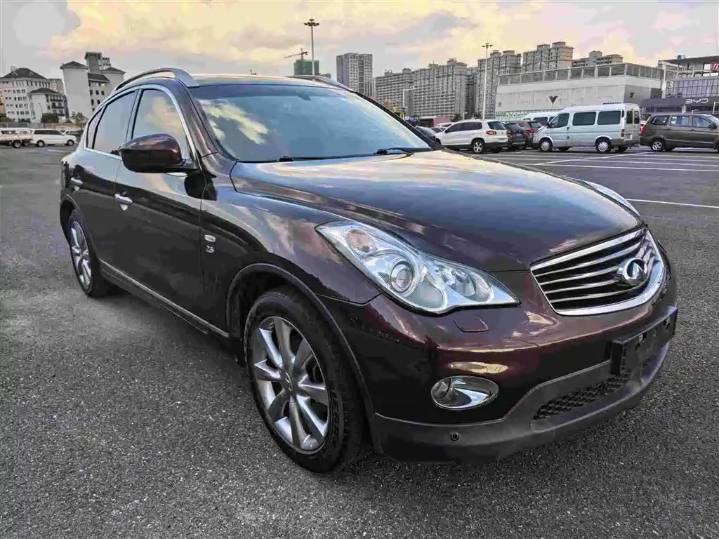 Infiniti QX50 (Import) 2015 2013 2.5L 2WD Elegance