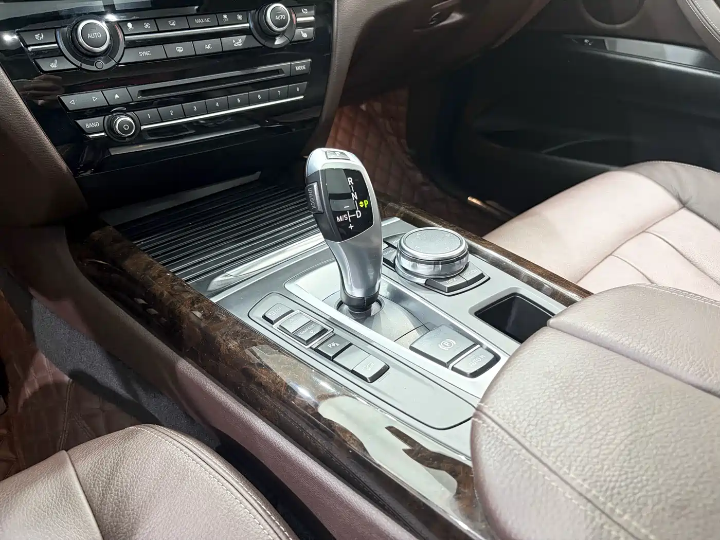 BMW X5 (Import) 2014 xDrive35i Elegance фото 15