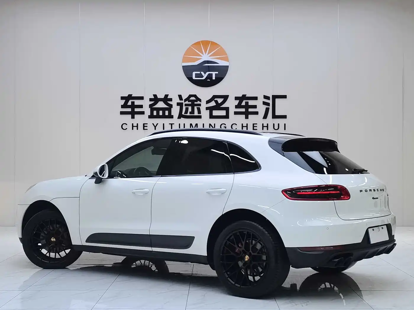 Porsche Macan 2017 Macan 2.0T фото 6