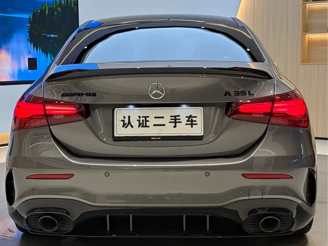 Mercedes-Benz A-Class AMG 2025 AMG A 35 L 4MATIC фото 9