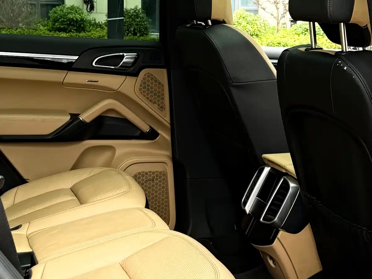 Porsche Cayenne 2015 Cayenne 3.0T фото 9