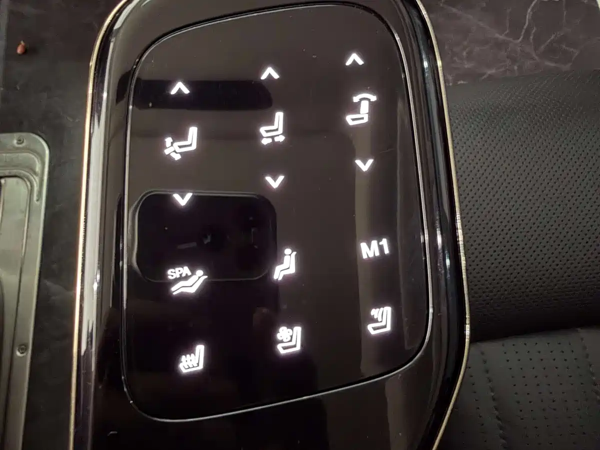 GAC Trumpchi Trumpchi E9 2024 E9 Champion Edition фото 28