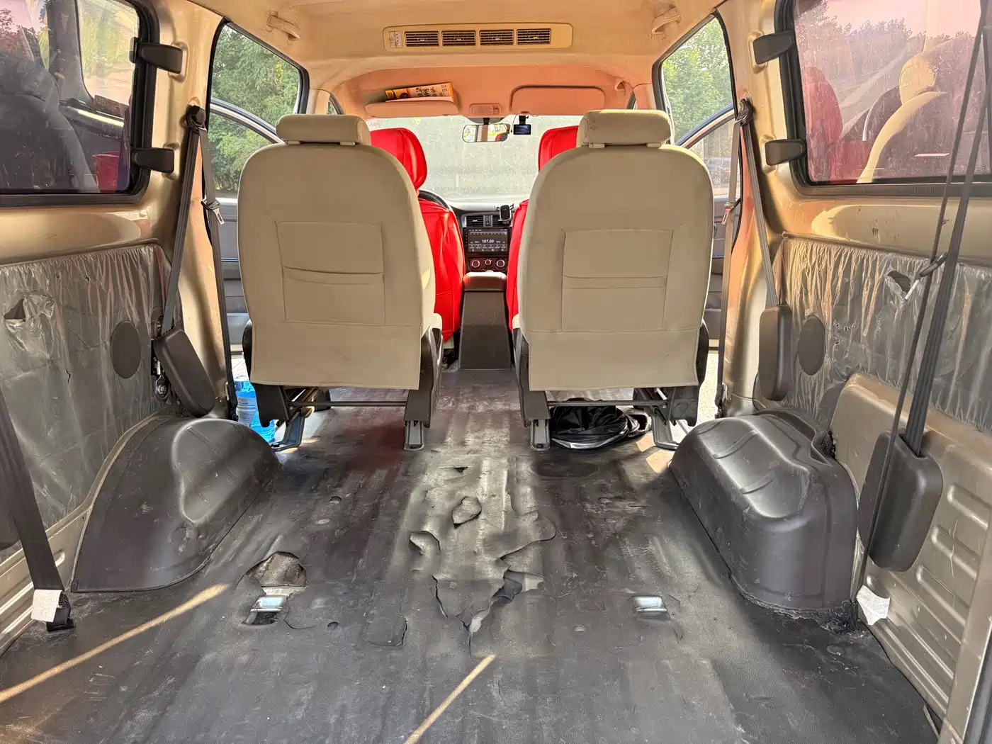 Wuling Motors Wuling Rongguang V 2017 2016 1.5L Utility Model