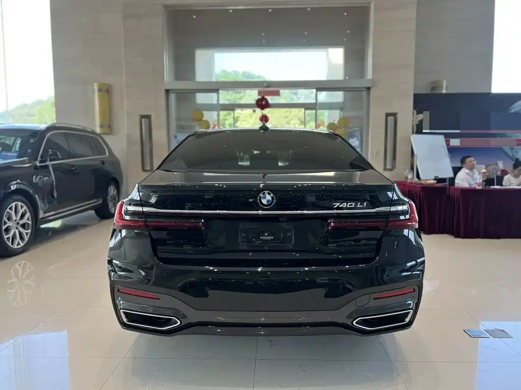 BMW 7 Series 2021 2021 Model 740Li Leading M Sport Package