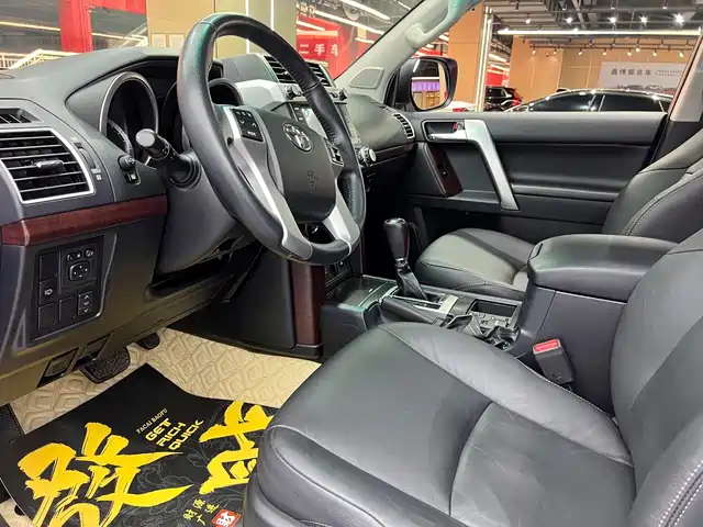 Toyota Prado 2016 3.5L Auto TX-L — фото 5