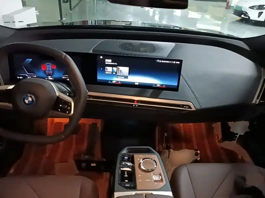 BMW iX 2023 2022 xDrive40