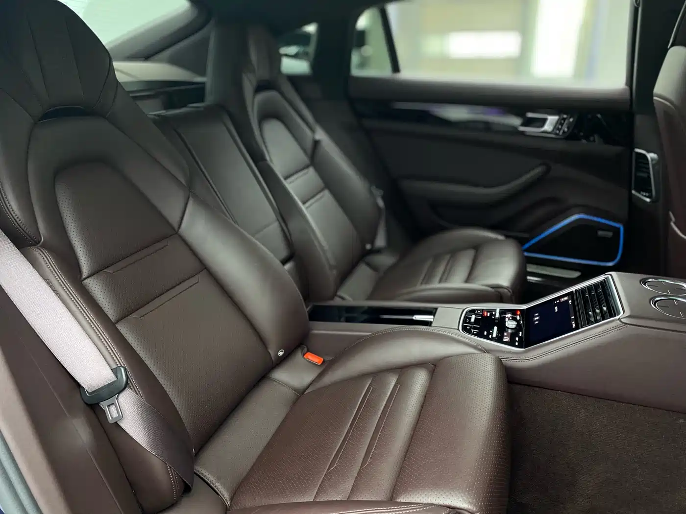 Porsche Panamera 2017 Panamera 4 Executive Long Wheelbase 3.0T фото 12
