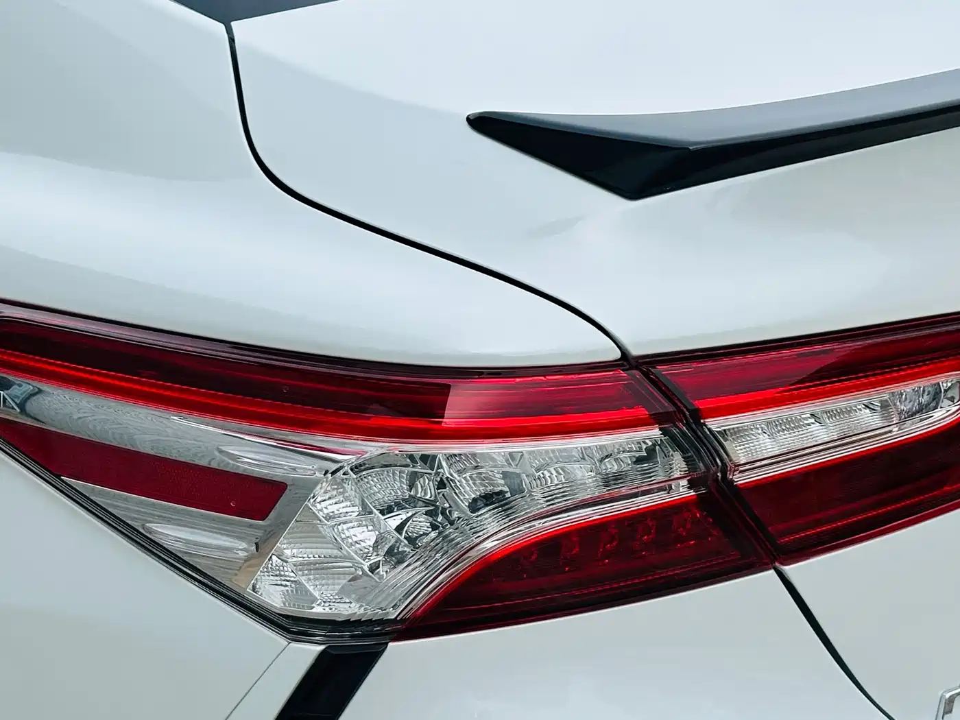 Фото 7 - Toyota Camry