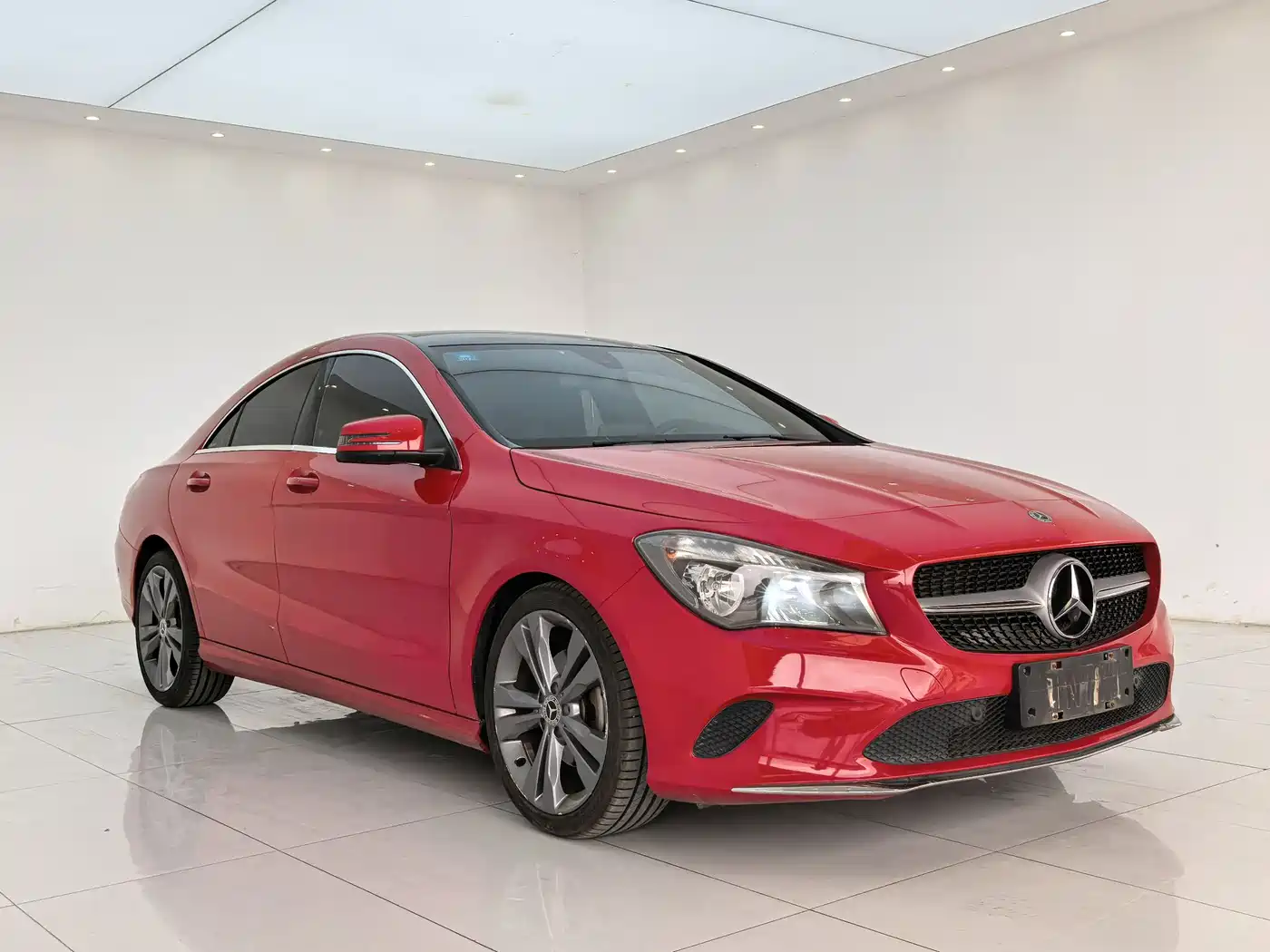 Mercedes-Benz CLA (Import) 2018 CLA 200 Dynamic Edition фото 3