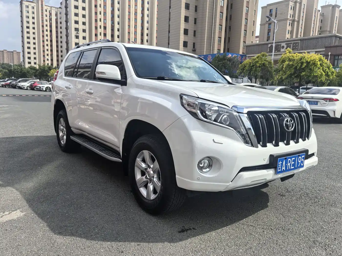 Фото 2 - Toyota Prado
