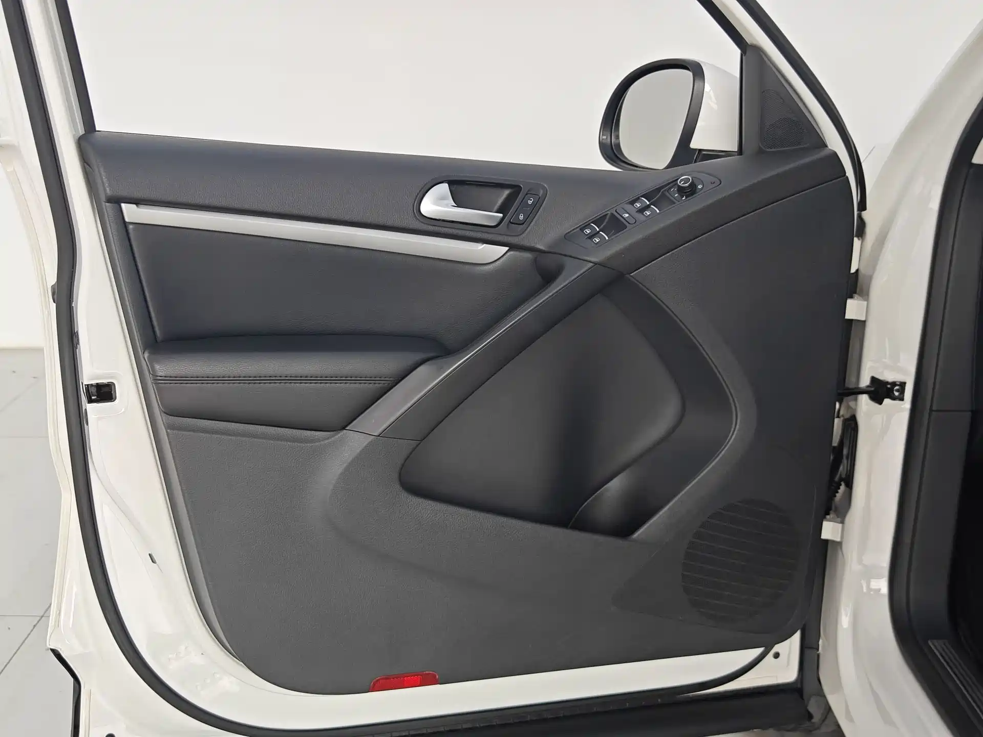 Фото 28 - Volkswagen Tiguan