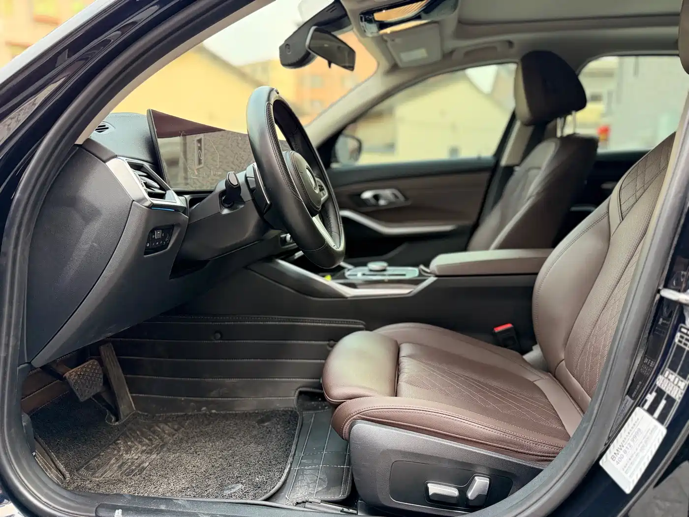 BMW 3 Series 2023 325Li M Sport Package фото 7