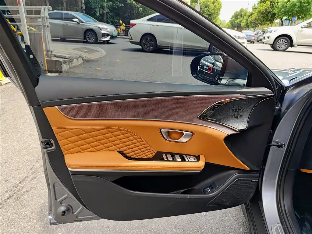 BYD Han 2022 DM-p 202KM AWD Flagship фото 6