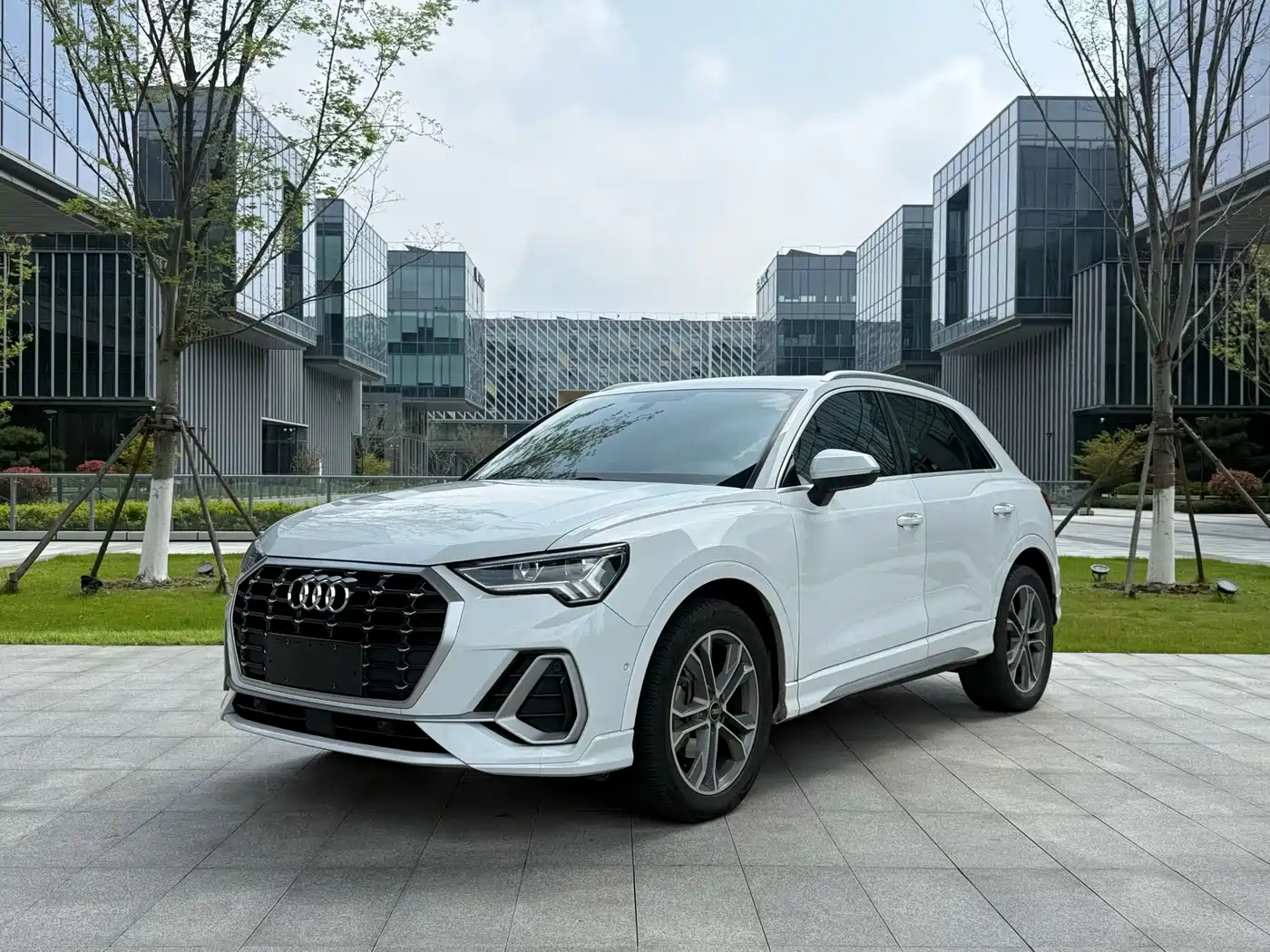 Audi Q3 2021 40 TFSI Fashion Sport