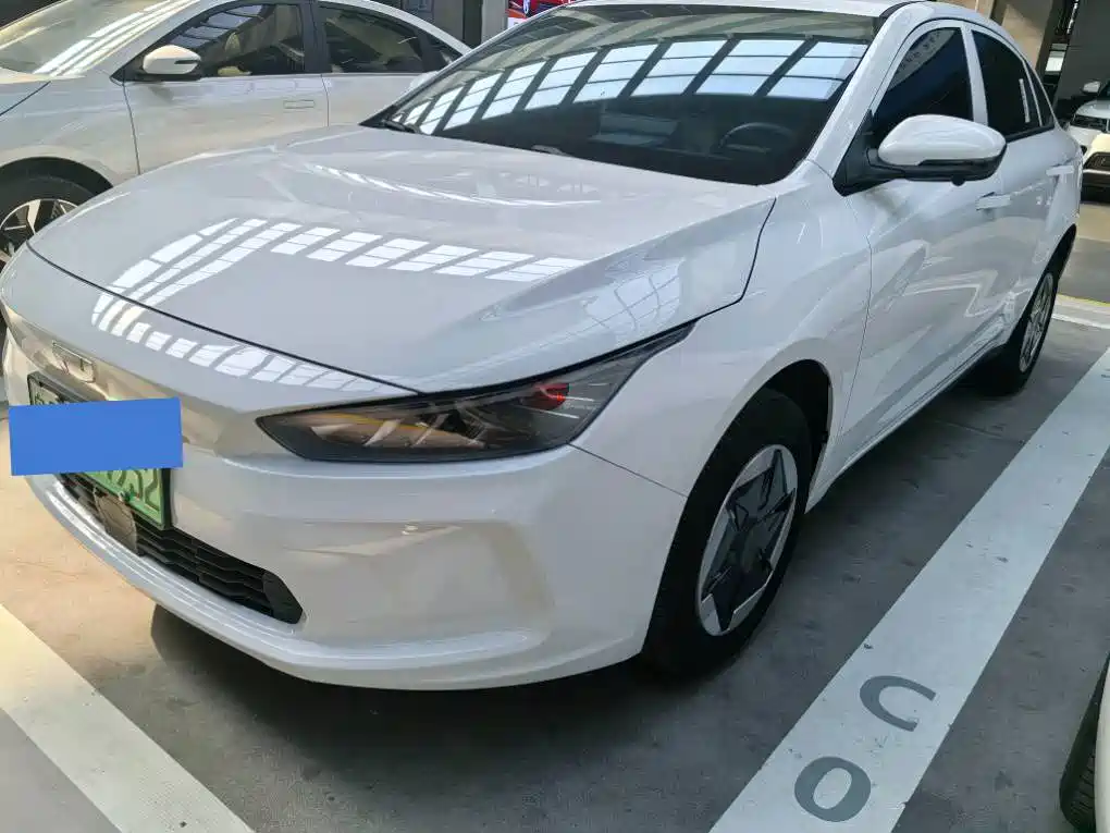 GEELY GEOMETRY A 2024