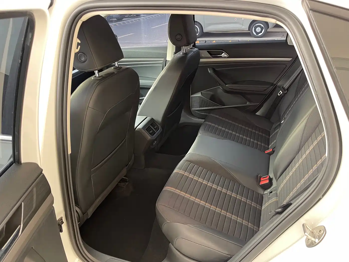 Volkswagen Lavida 2021 280TSI DSG Comfort Edition фото 10
