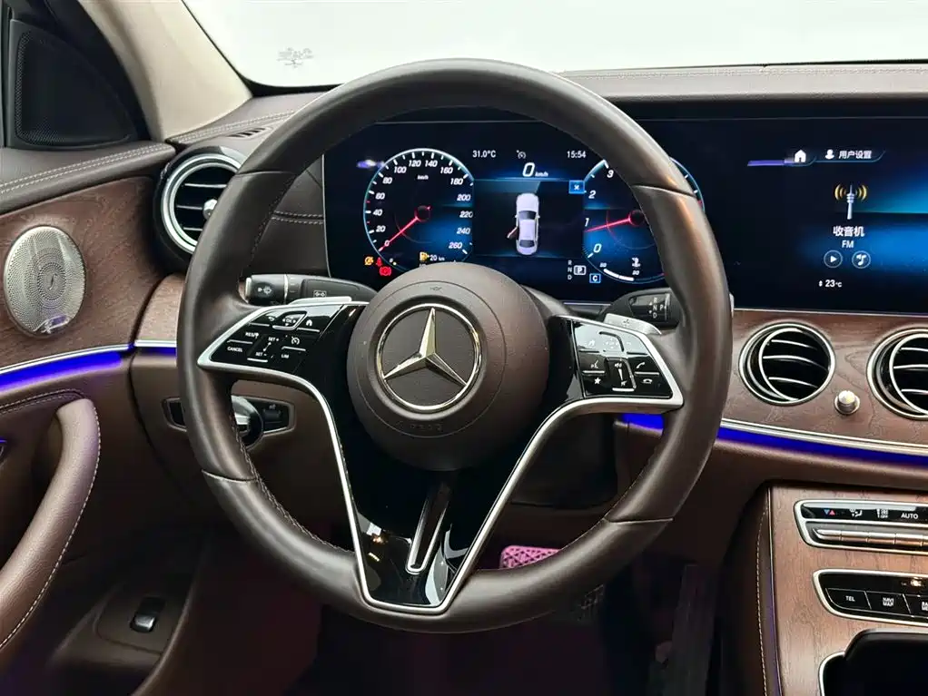 Mercedes-Benz E-Class 2022 Facelift III E 300 L Luxury фото 12