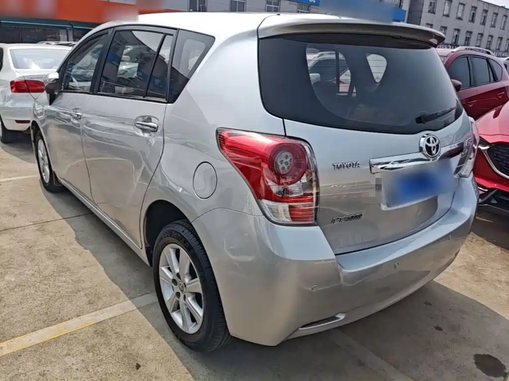 2015 Toyota E'Z