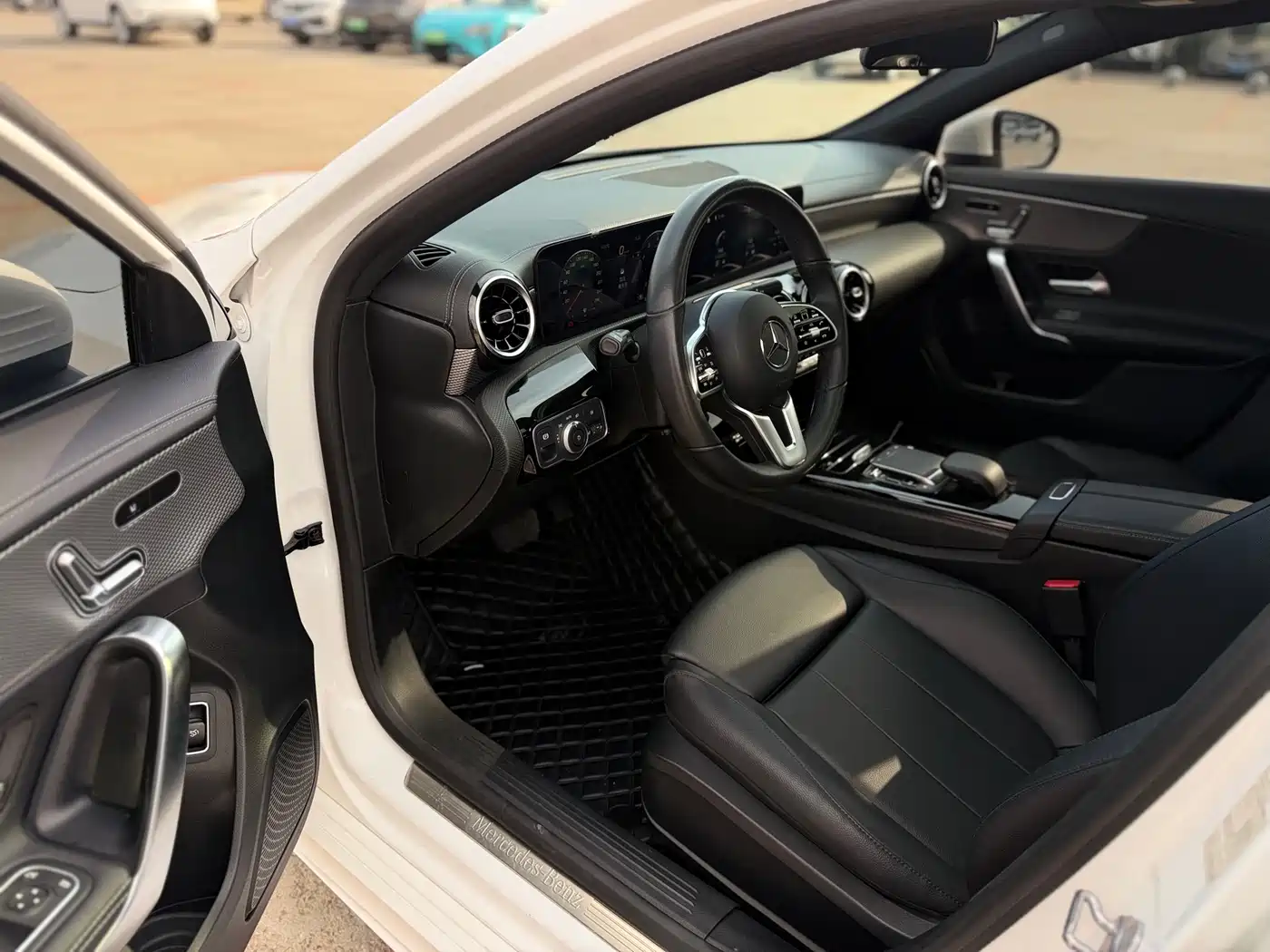 MERCEDES-BENZ CLASS A